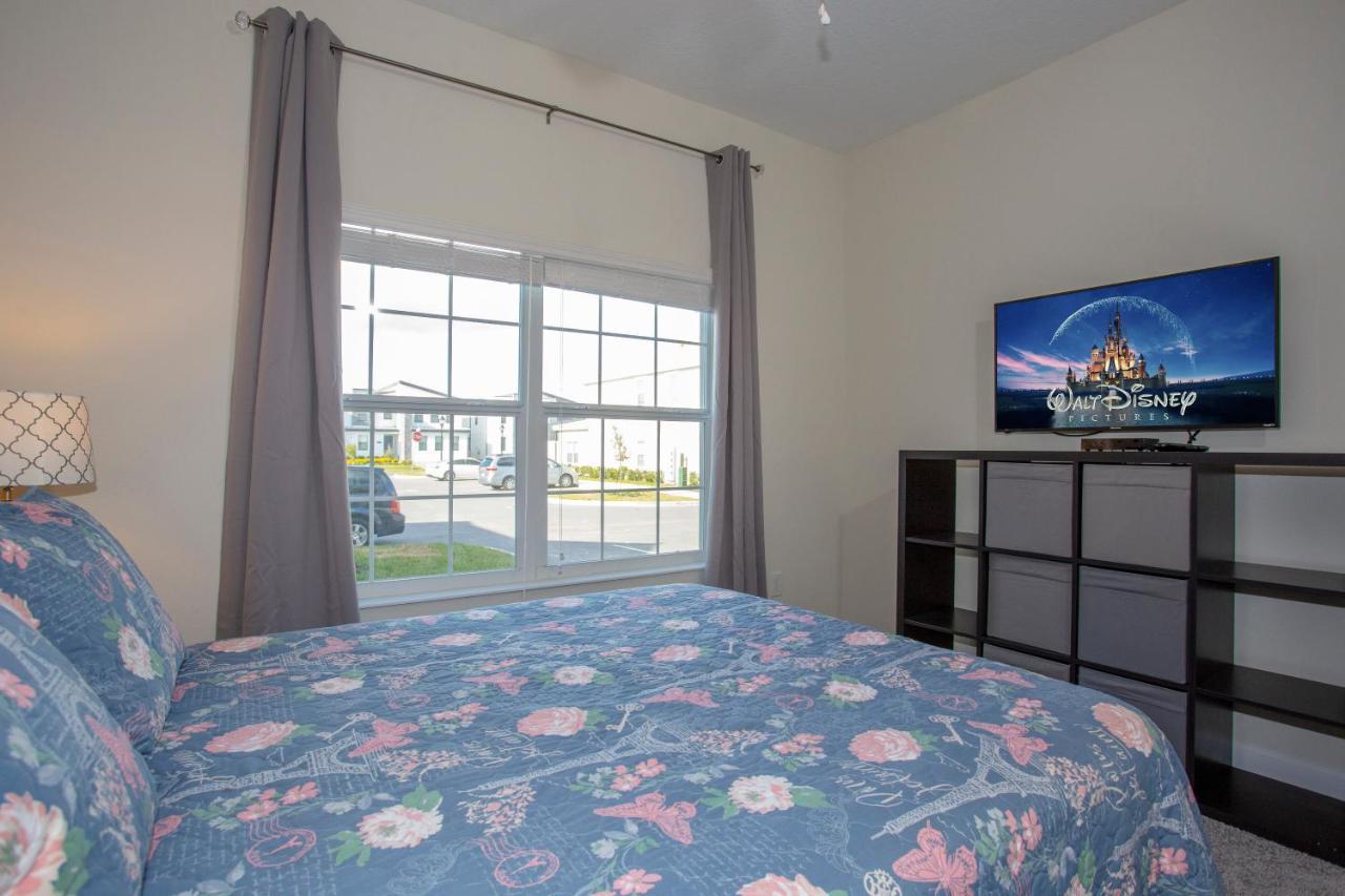 Stunning 5 Bd W/ Pool Close To 4822 Kissimmee