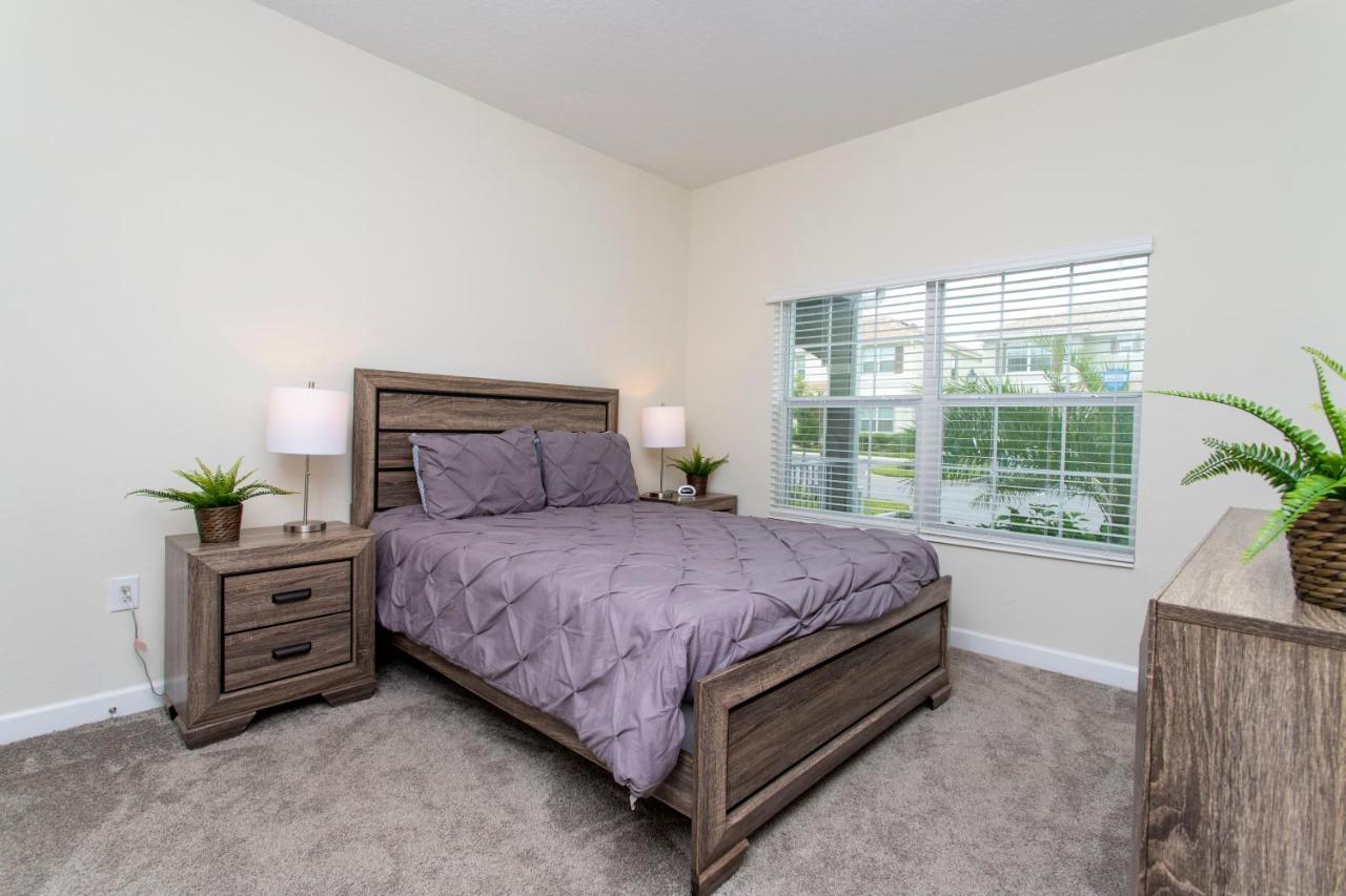 Holiday home Luxurious Decor 4 Bd W/ Pool Close To 4820 Kissimmee