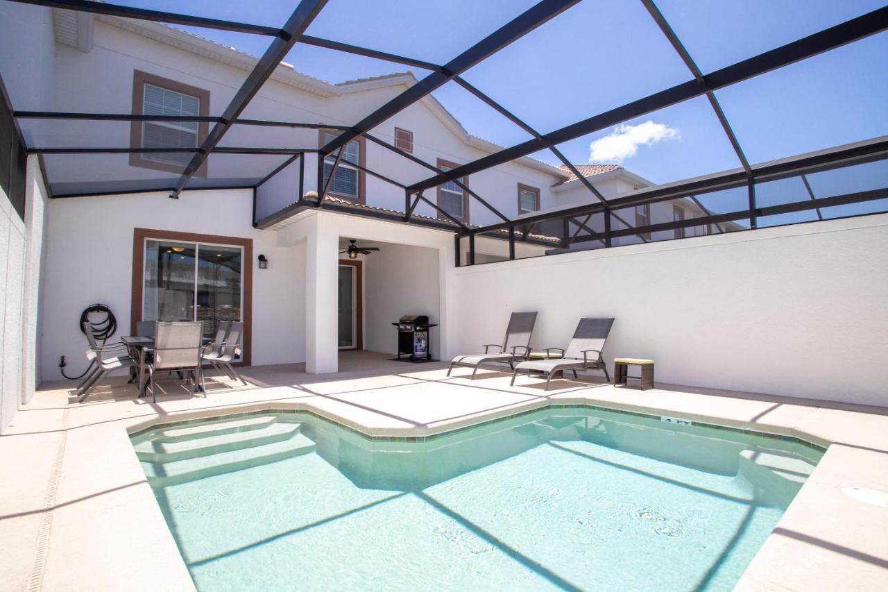 Holiday home Ravishing Four Bd W/ Pool Close To 4947