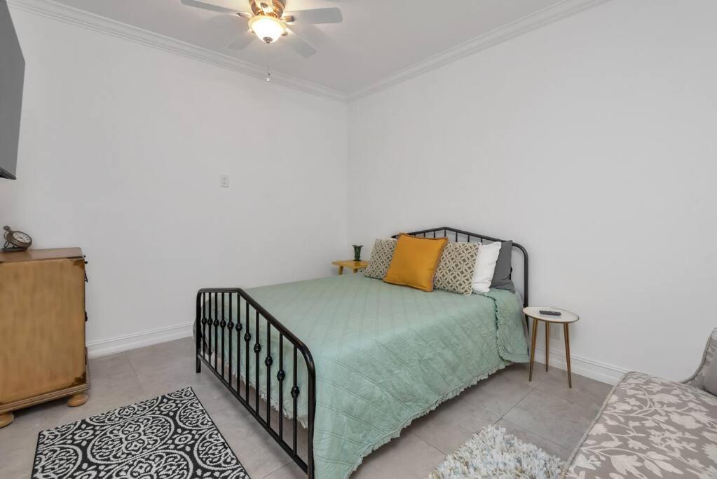 Peaceful Hideaway Half Mile To Pet Friendly *