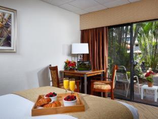 Hotel Western & Naples