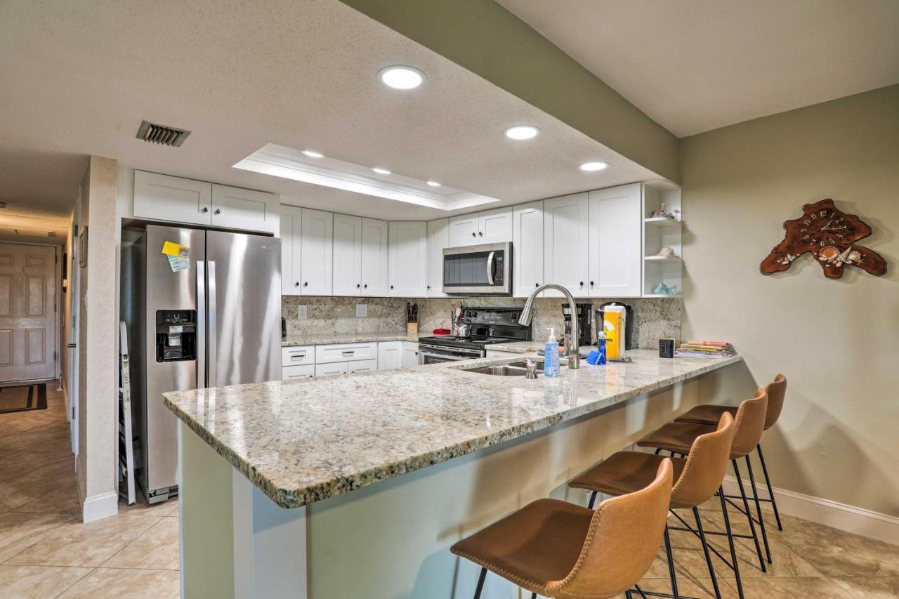Apartment Indian Shores With 2 Balconies And Pool Access! Clearwater Beach