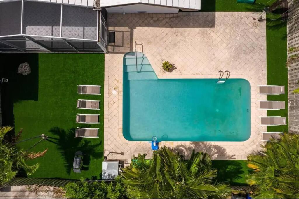 4k Sqft Heated Pool