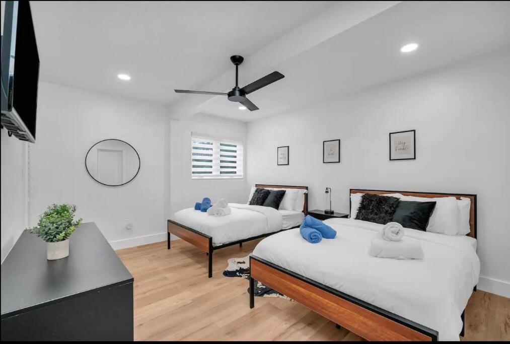 4k Sqft Heated Pool Villa Hollywood