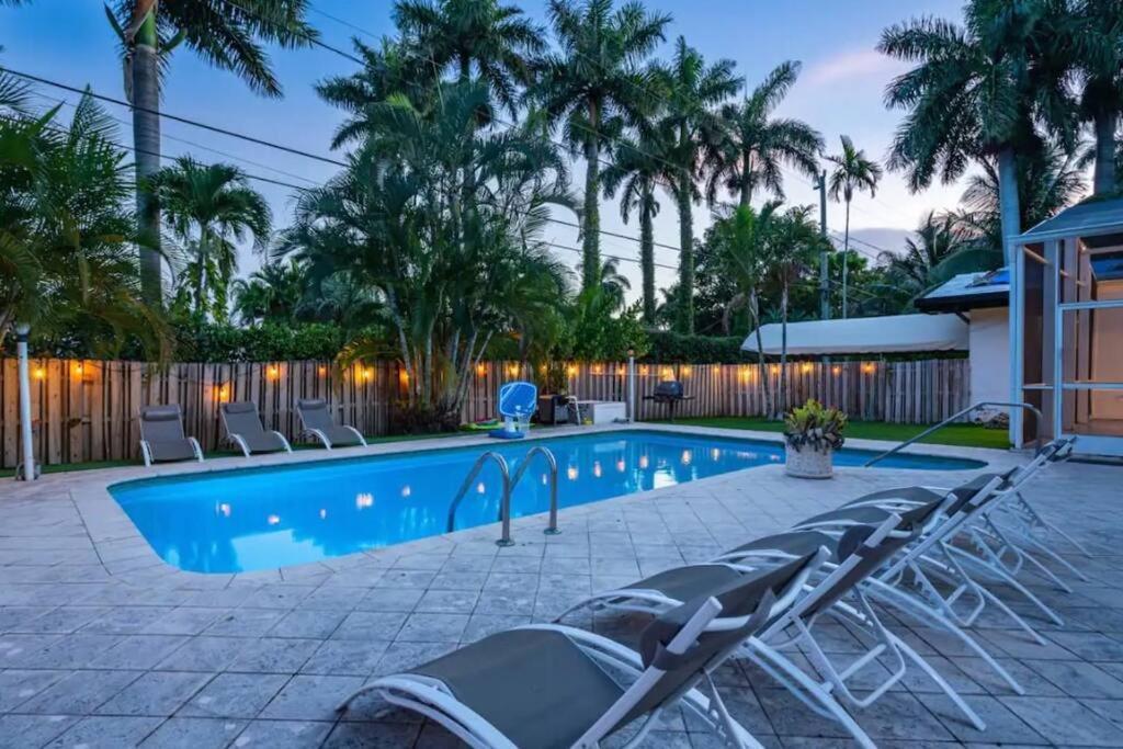 Villa 4k Sqft Heated Pool Hollywood