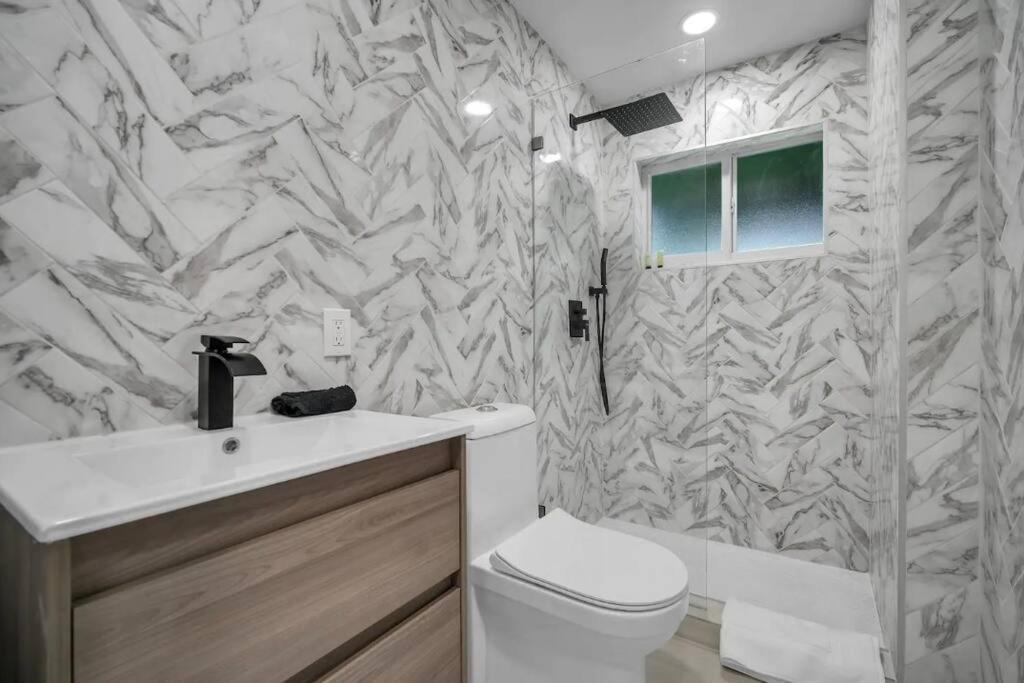 4k Sqft Heated Pool Villa Hollywood