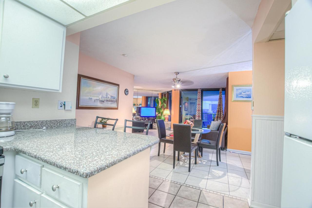Holiday home Sunbird East 1107 - Beautiful Gulf Front, 1bd 1 Ba, And Great Location