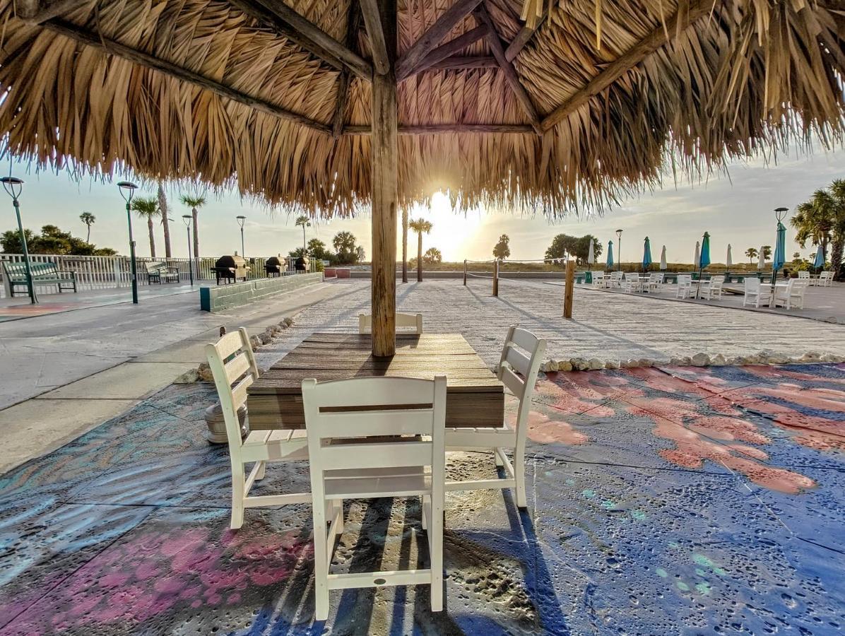 Tahitian Motel Treasure Island