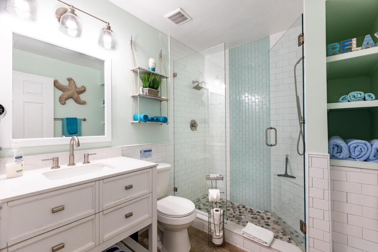 Gorgeous Coastal Barefoot Beach Indian Shore *