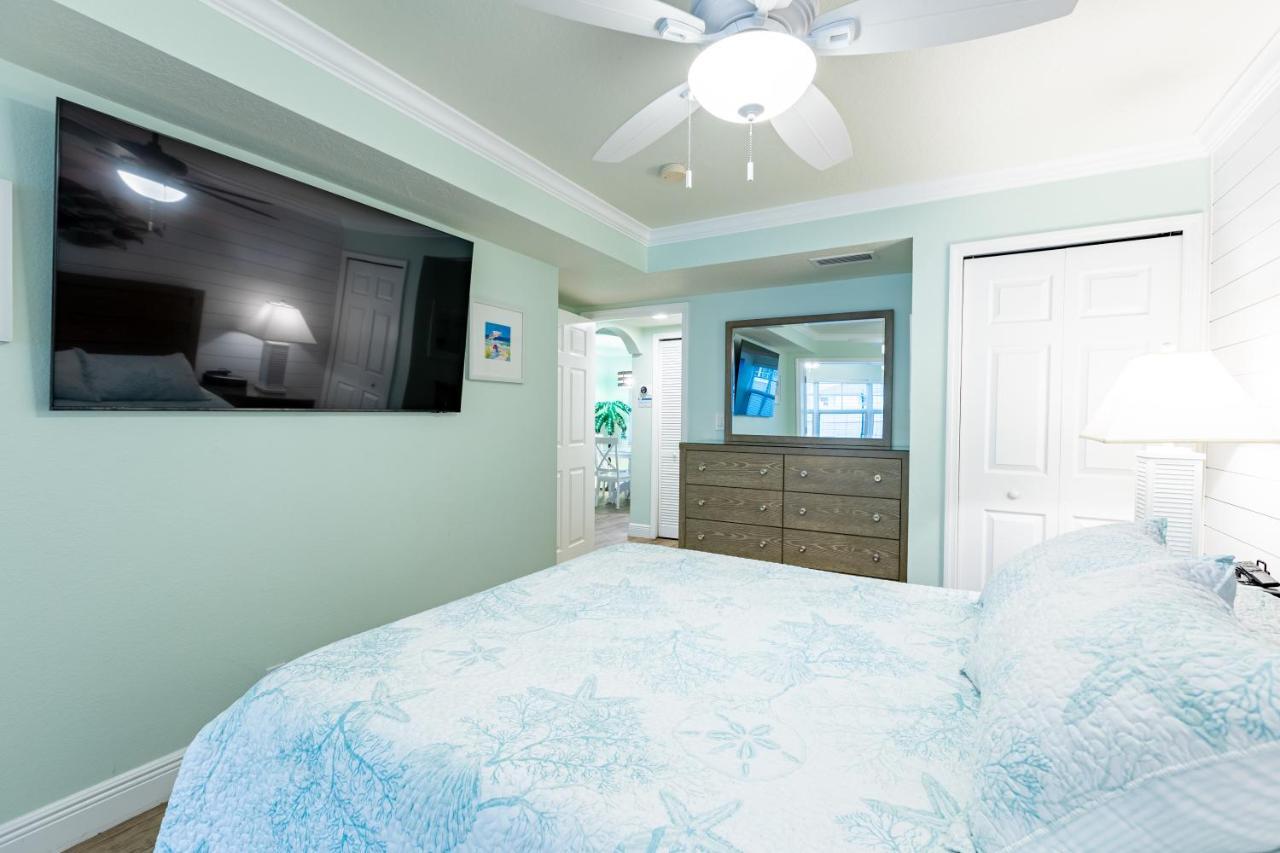 Apartment Gorgeous Coastal Barefoot Beach Indian Shore