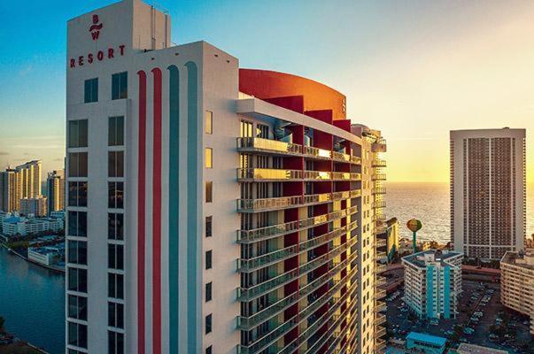 Stunning 2 Bedroom Bay Front Apt W/ Breathless View 1909 * Hallandale Beach