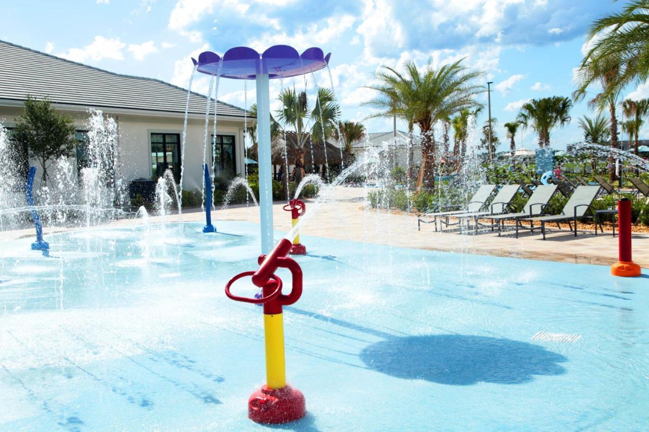 Holiday home Luxurious 4bd W/ Pool 4983 Kissimmee