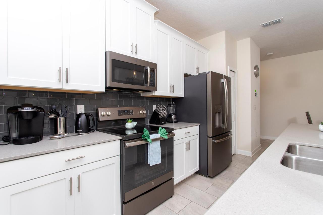 Holiday home Luxurious Decor 4 Bd W/ Pool Close To 4820 Kissimmee