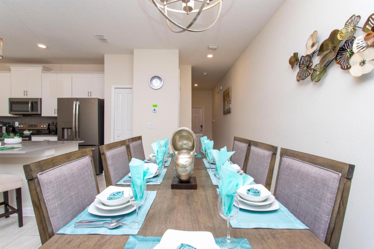 Luxurious Decor 4 Bd W/ Pool Close To 4820 Holiday home Kissimmee
