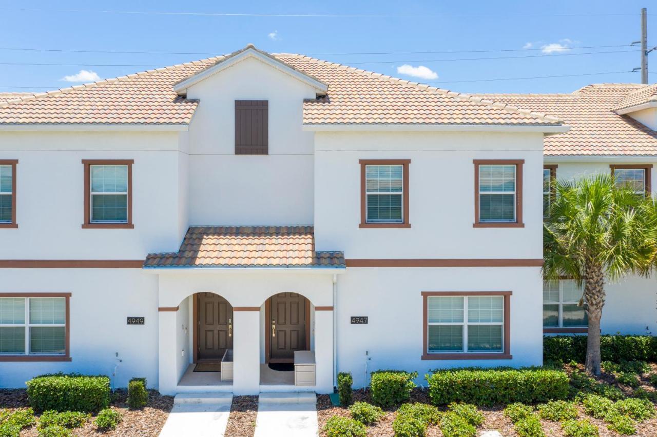 Ravishing Four Bd W/ Pool Close To 4947