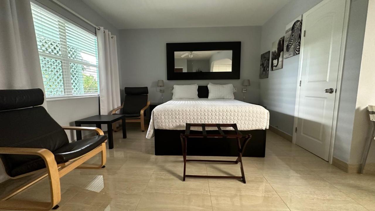 White Horse Motel Lake Worth Beach