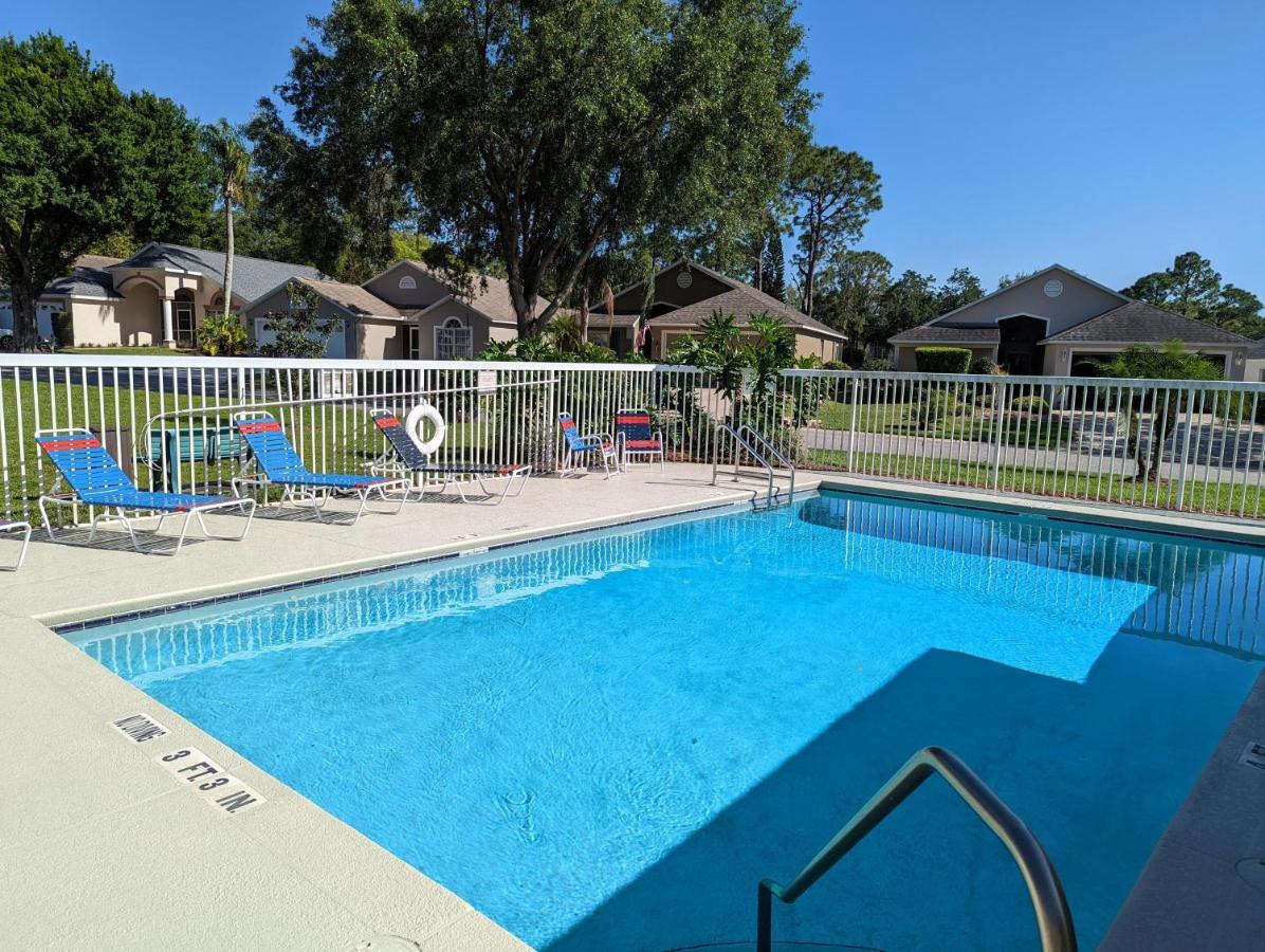 Peace And Tranquility At Southern Dunes Holiday home Haines City