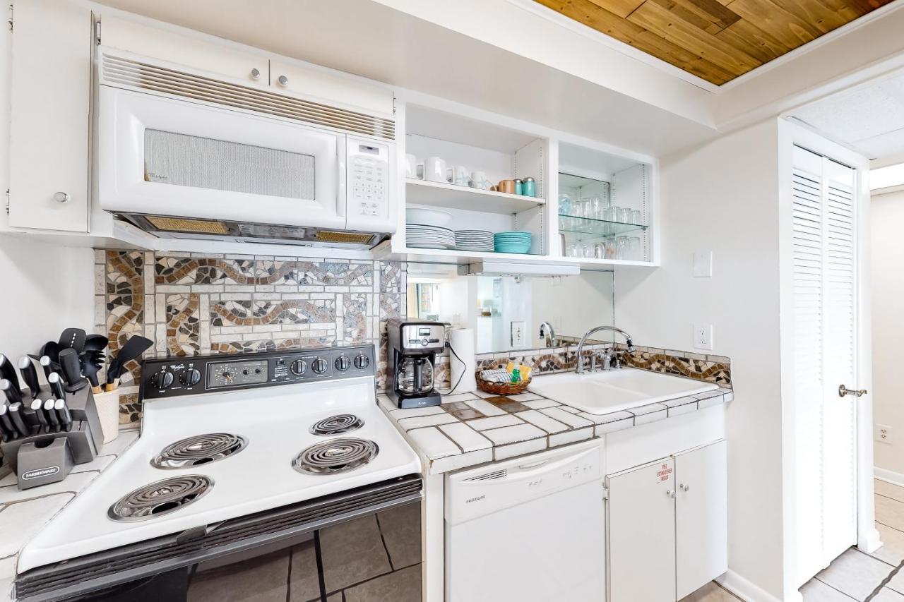 Apartment Gulf Gate 208 *