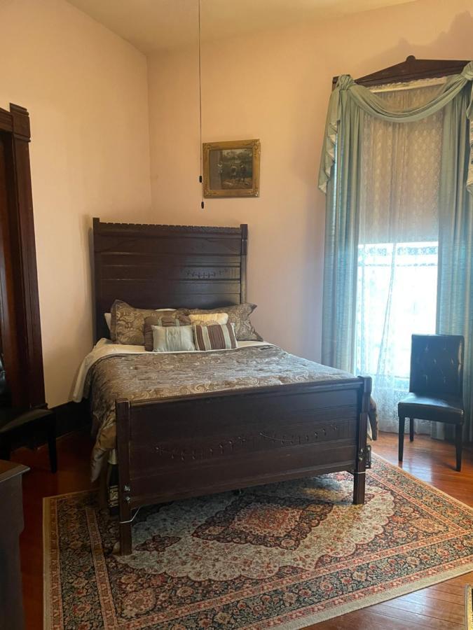 Grand Gables Bed & Breakfast Palatka