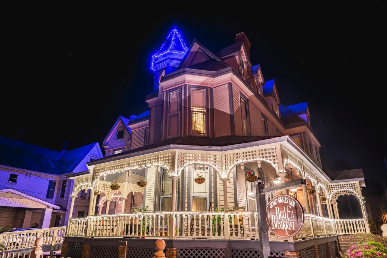 Grand Gables Bed & Breakfast Palatka