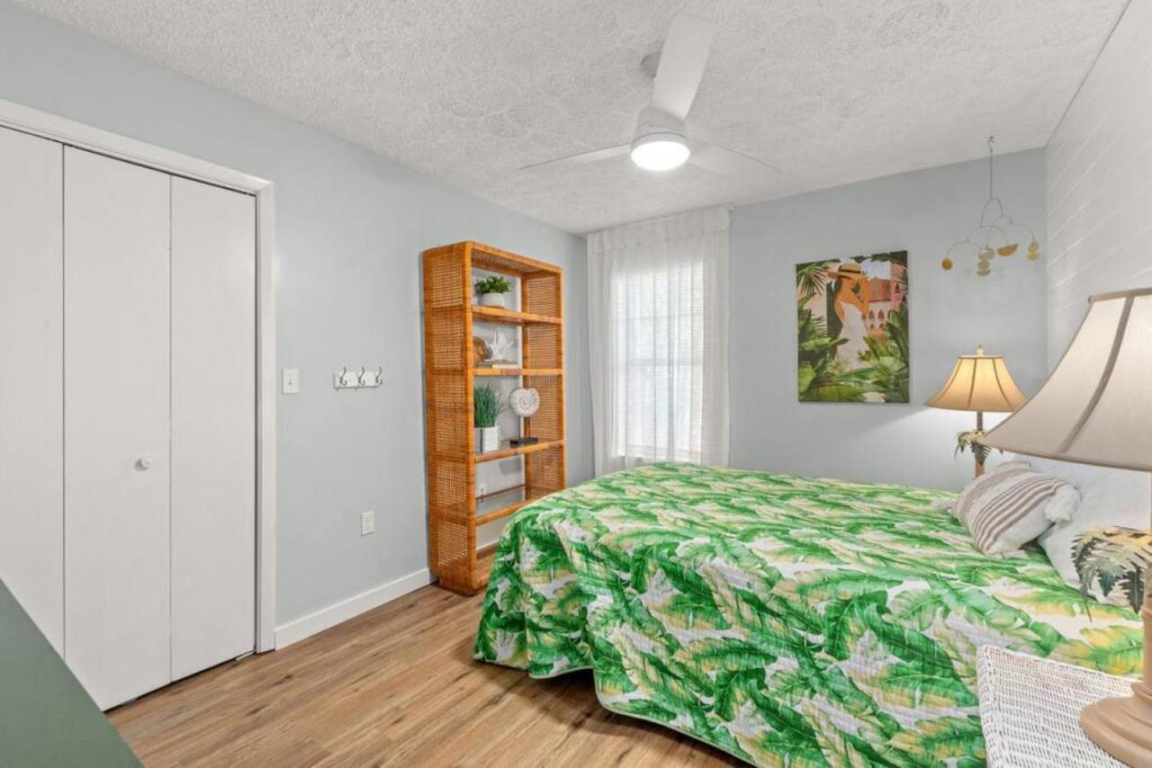 Holiday home Fanta Sea: Coastal Retreat With Hot Tub And Game Panama City Beach