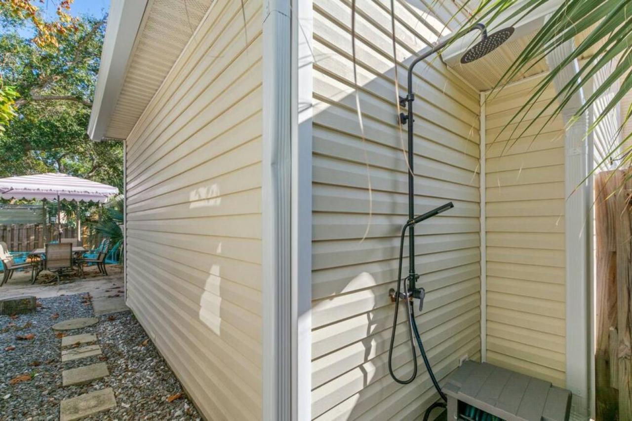 Fanta Sea: Coastal Retreat With Hot Tub And Game * Panama City Beach