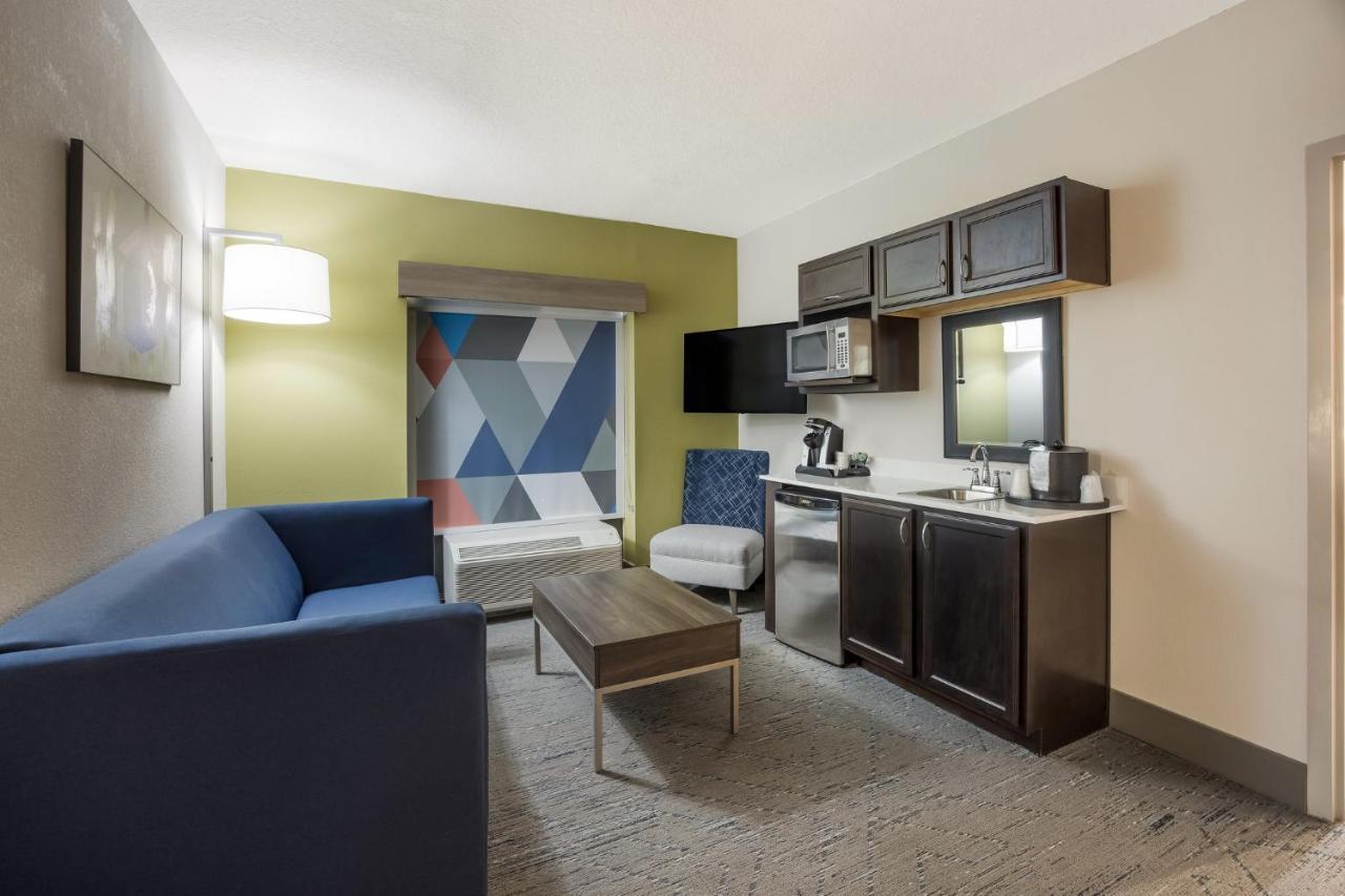 Express & Perry, An Ihg Hotel 2*