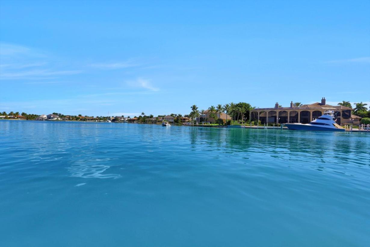 Apartment Eagle Cay Building 3-305