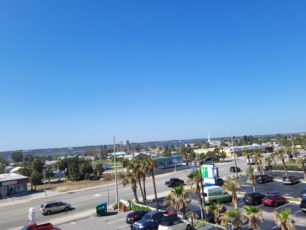 Beachside - Daytona - No Pool Daytona Beach