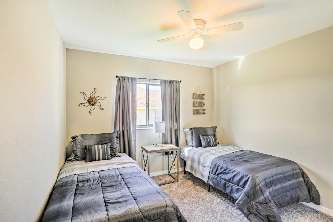 Holiday home House With Private Screened Pool! Cape Coral