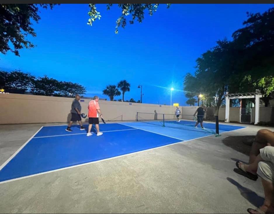 Laketown 5 Pools Steps To Family Friendly Apartment Panama City Beach