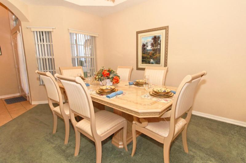 Calabay Parc At Tower Lake - 4 Bed 3 Baths Holiday home *