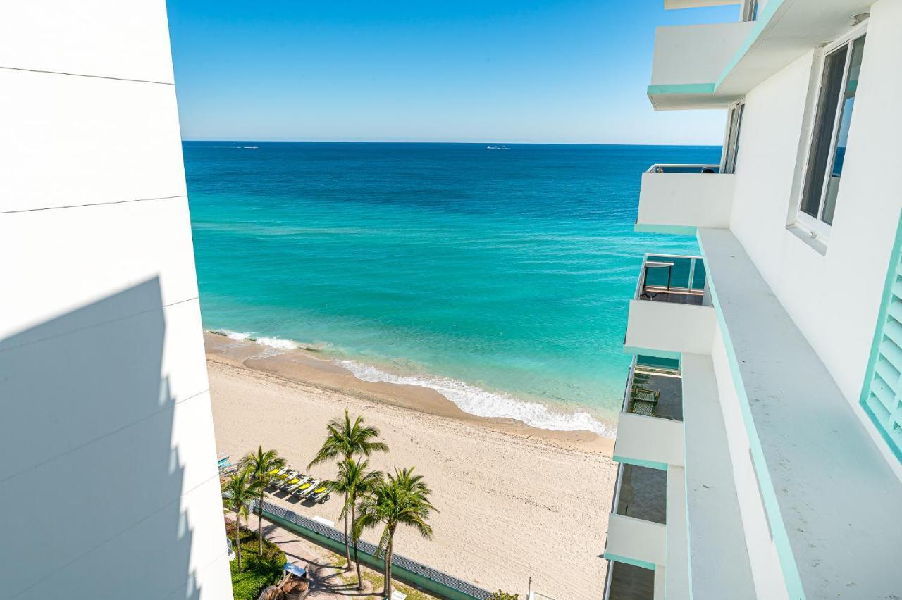 Amazing 2br 2ba Newly Reno Beachfront W/beach View Apartment *