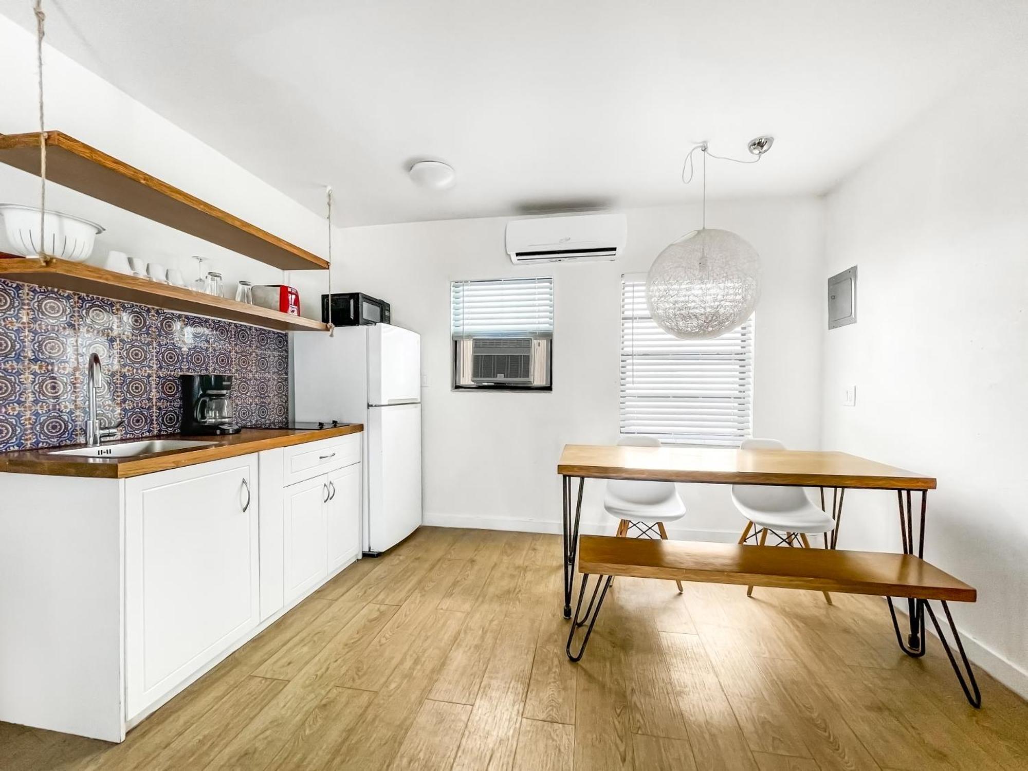 Hollywood Beach Hotels 3*