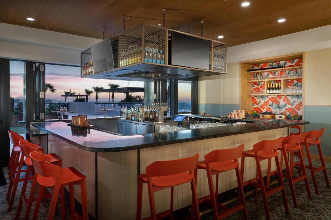 Jw Marriott Water Street Hotel 4*