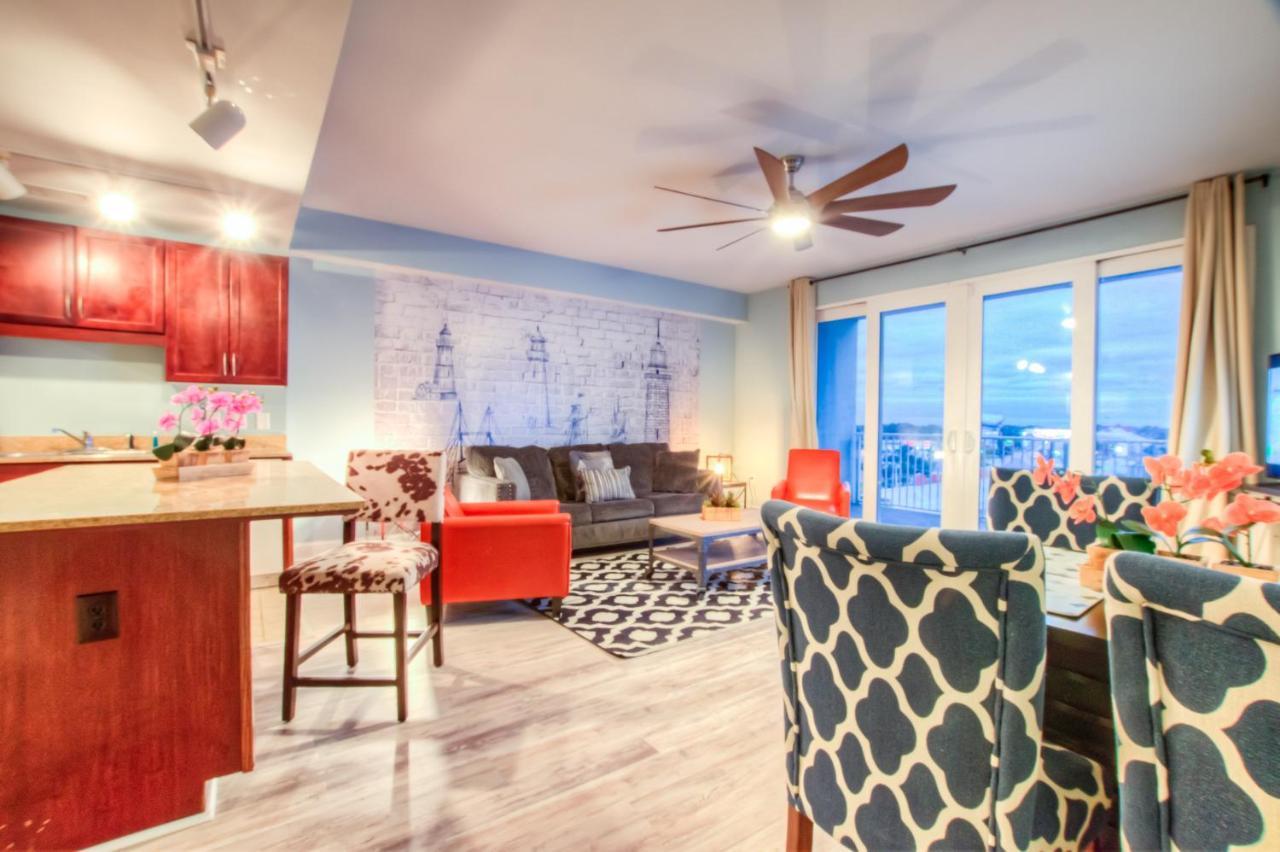 Laketown Wharf 535 By Aneliya Holiday home *