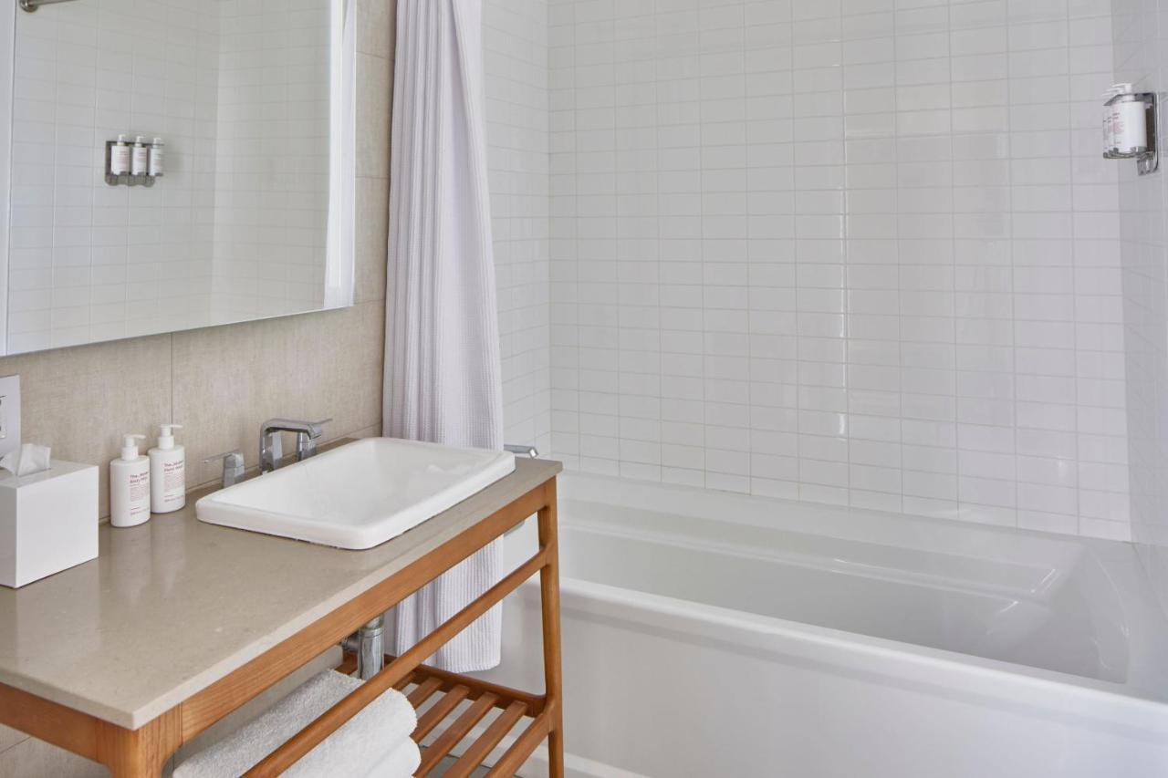 The Modern, A Tribute Portfolio Hotel 4*