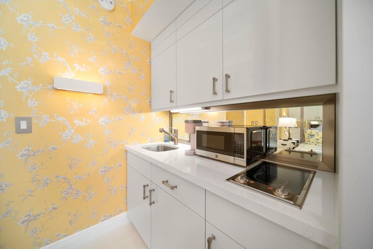 Renovated In The Heart Of Palm - Free Parking, Security Box Aparthotel