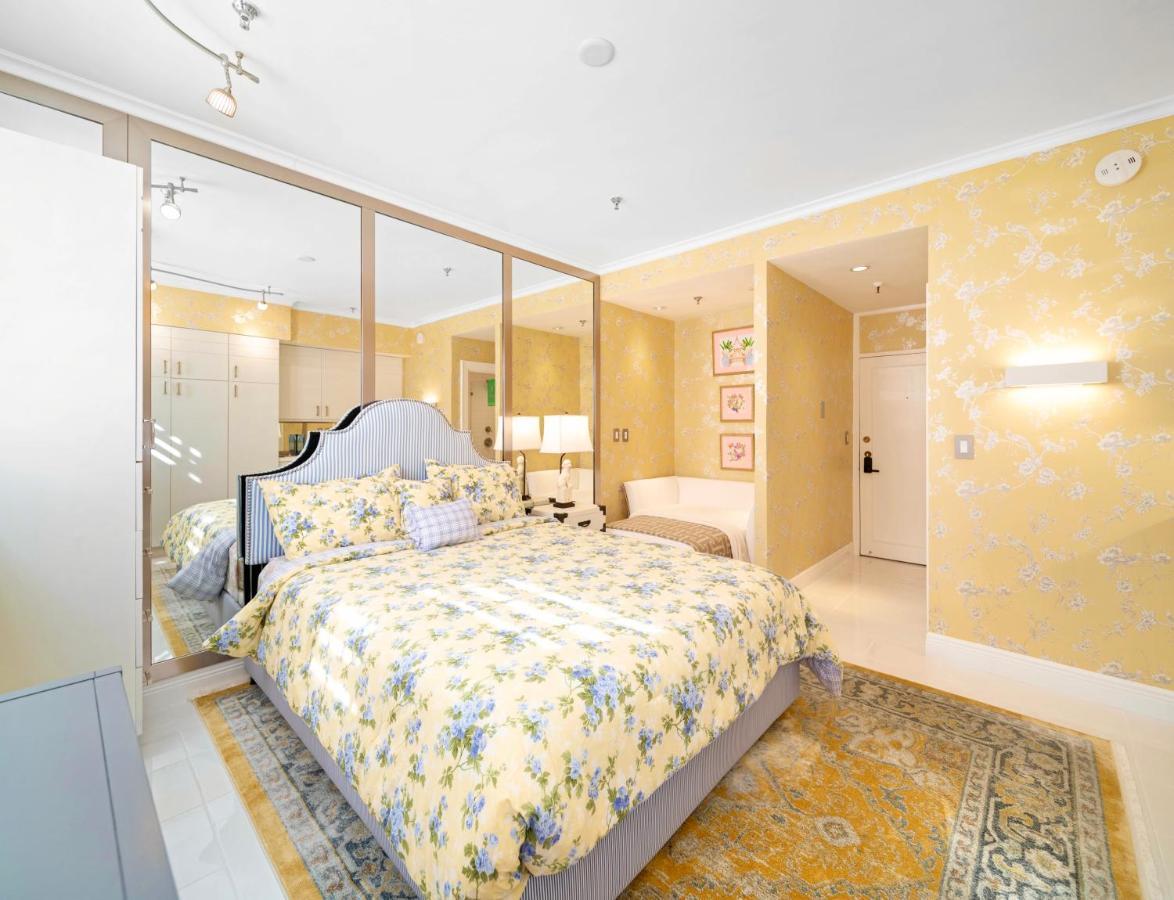 Aparthotel Renovated In The Heart Of Palm - Free Parking, Security Box Palm Beach