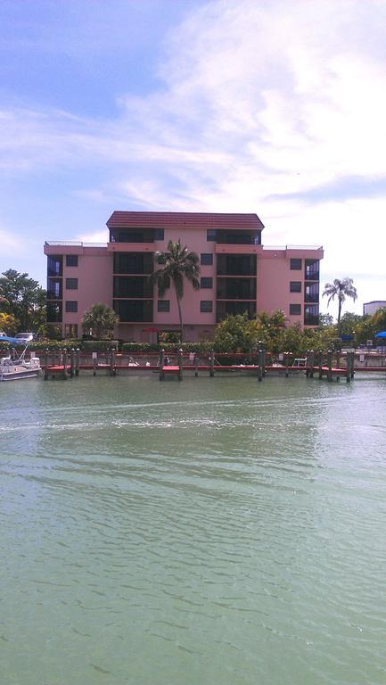 Bonita And Club, A Vri Bonita Springs