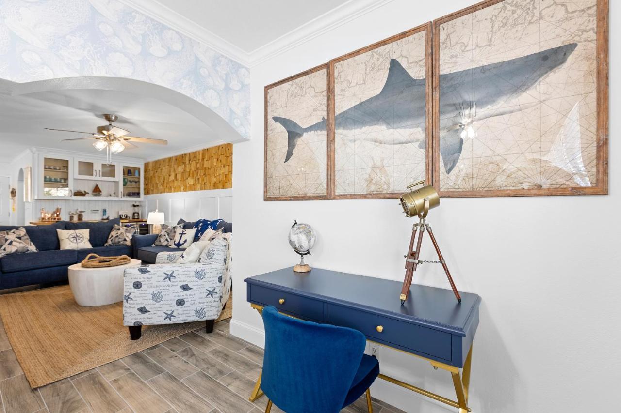 Premier 2bd Waterfront Barefoot Beach * Clearwater Beach
