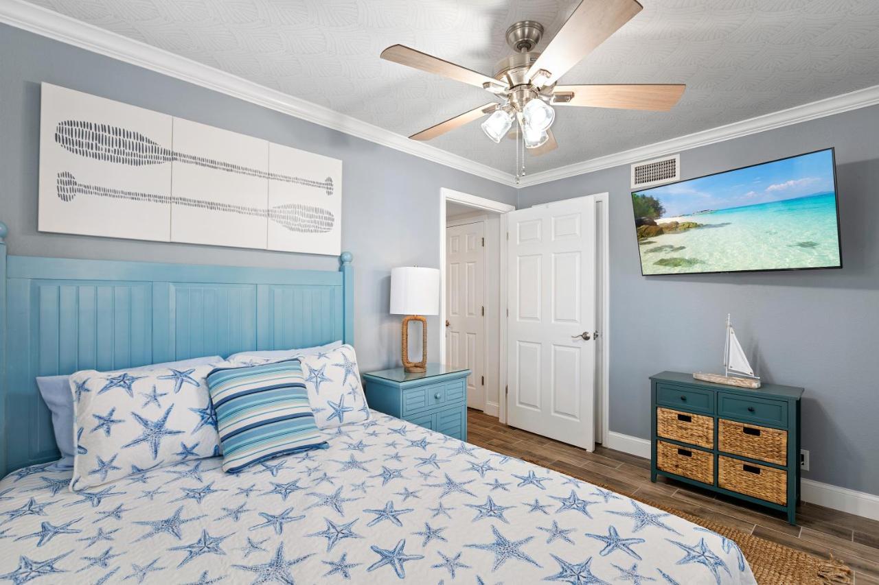 Apartment Premier 2bd Waterfront Barefoot Beach *