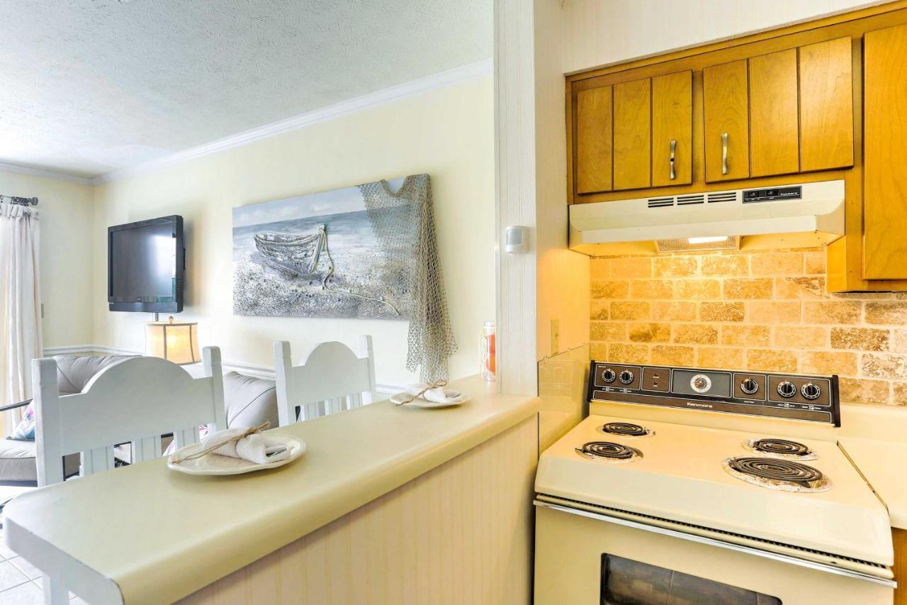 Pcb With Pool And Grill Access - Walk To Beach! * Panama City Beach