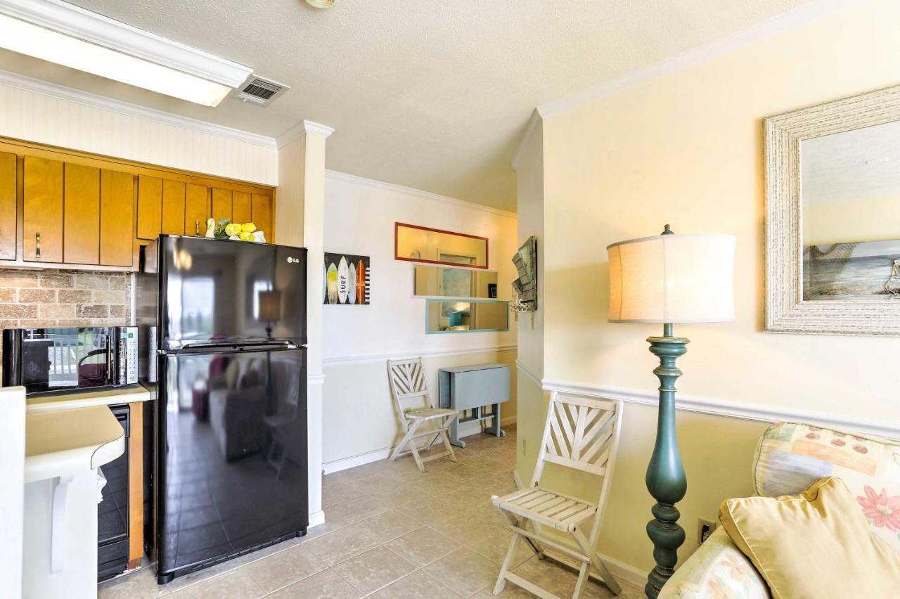 Pcb With Pool And Grill Access - Walk To Beach! *
