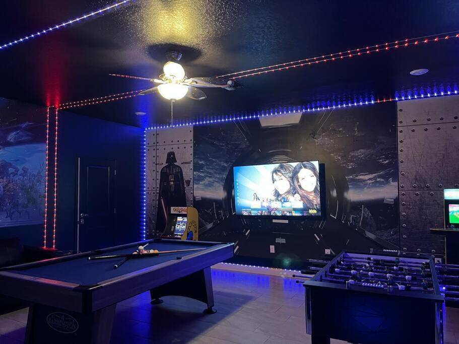 Villa Luxury 9br @ Storey Near Kissimmee
