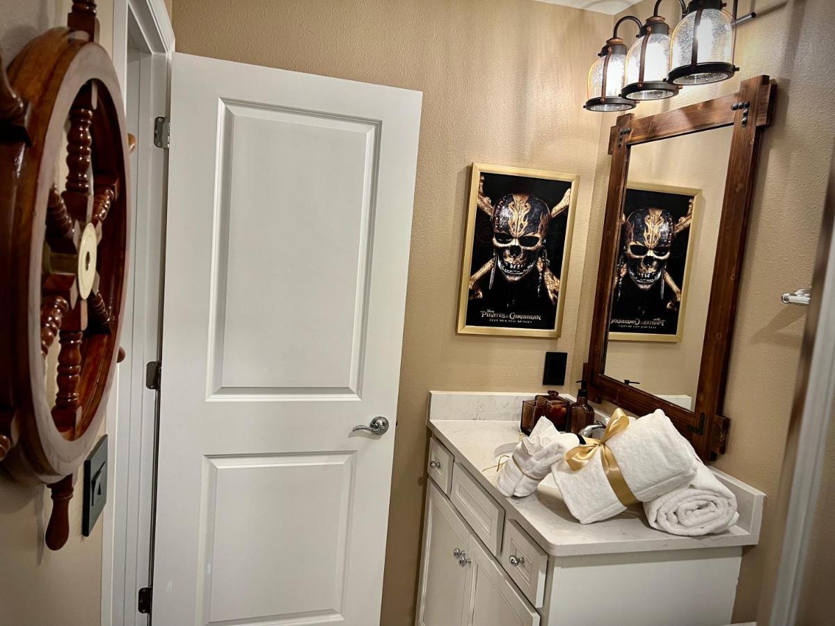 Spectacular! Disney/universal Themed * Davenport