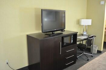 Ramada By Wyndham Hotel Cocoa