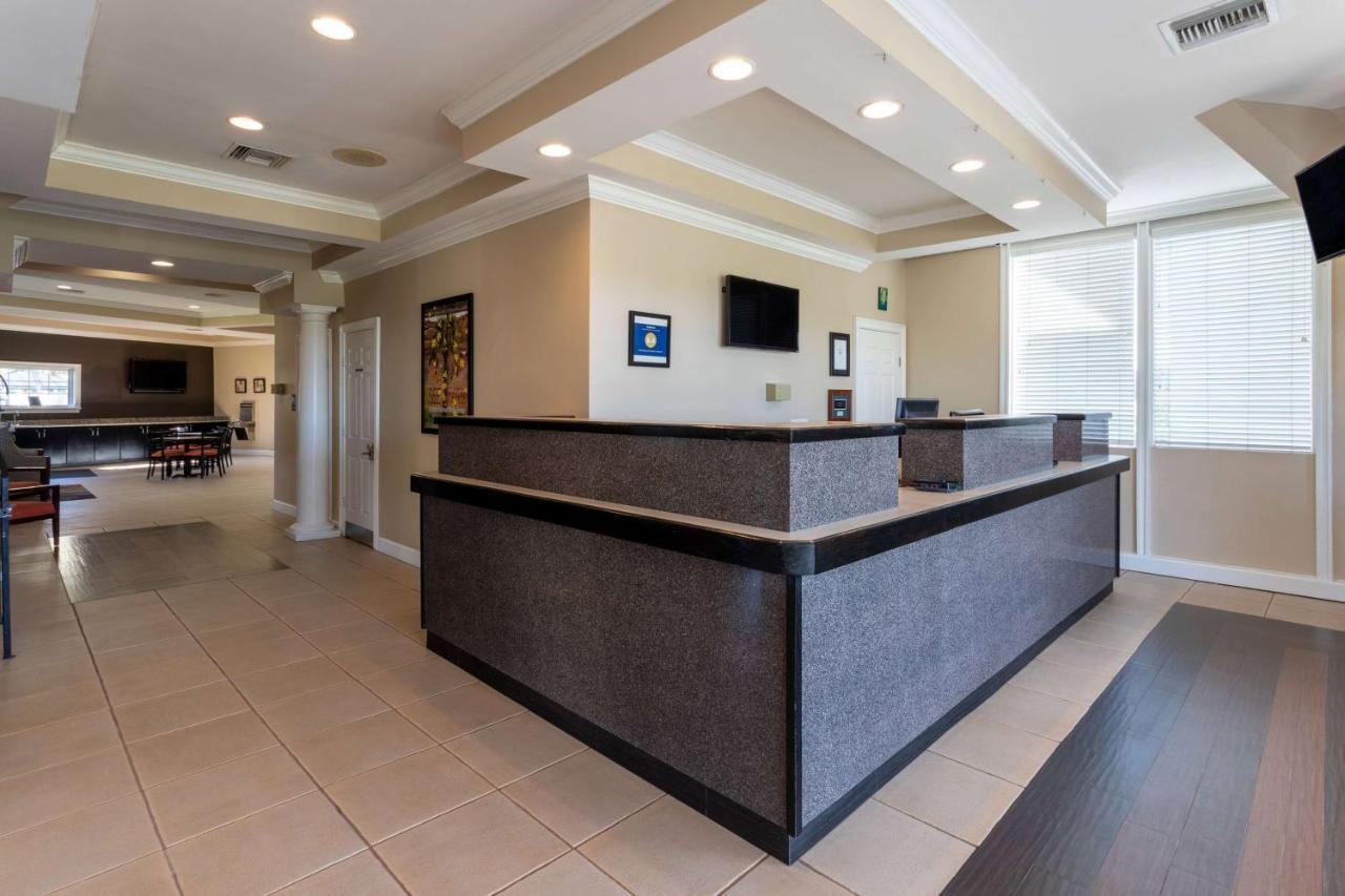 Travelodge By Wyndham 2*