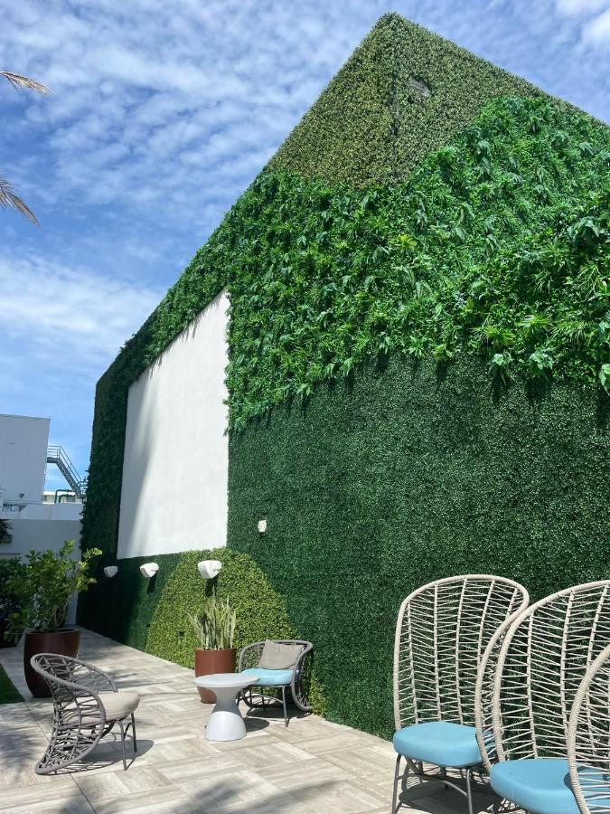 Aparthotel Hyde House Lux Hollywood