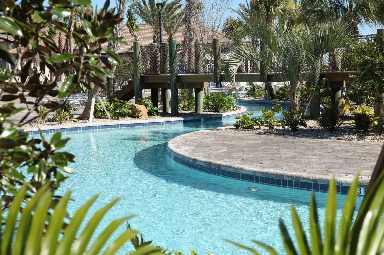 Lovely Townhouse 4beds 3bath Pool 18 Min From Holiday home